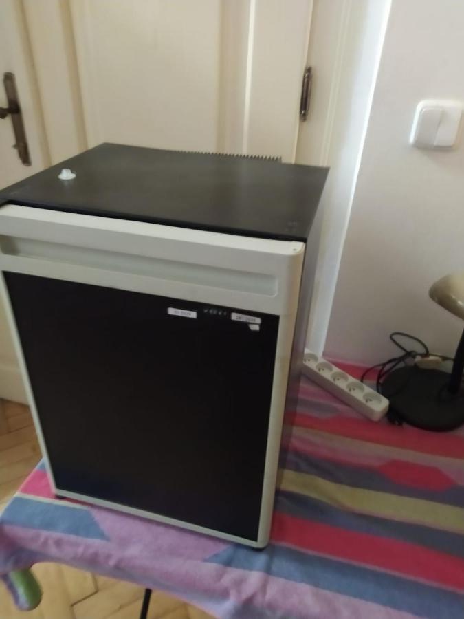 פראג Private Room In Shared Luxurious Palace Like Apartment With 2 Bathrooms Including Whirlpool And Virtual Reality מראה חיצוני תמונה